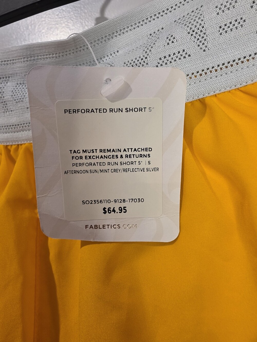 Fabletics Perforated 5" Run Shorts - Picture 4 of 4
